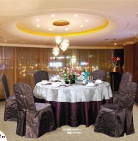 BỘ KHĂN BÀN, ÁO GHẾ, VÁY GHẾ, NƠ GHẾ SANG TRỌNG DÀNH CHO NHÀ HÀNG KHÁCH SẠN KW19-1